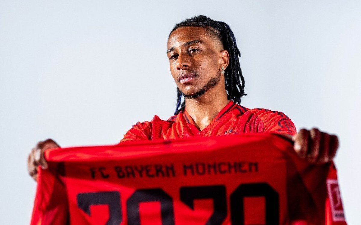 Bayern Munich sign winger Michael Olise from Crystal Palace till 2029