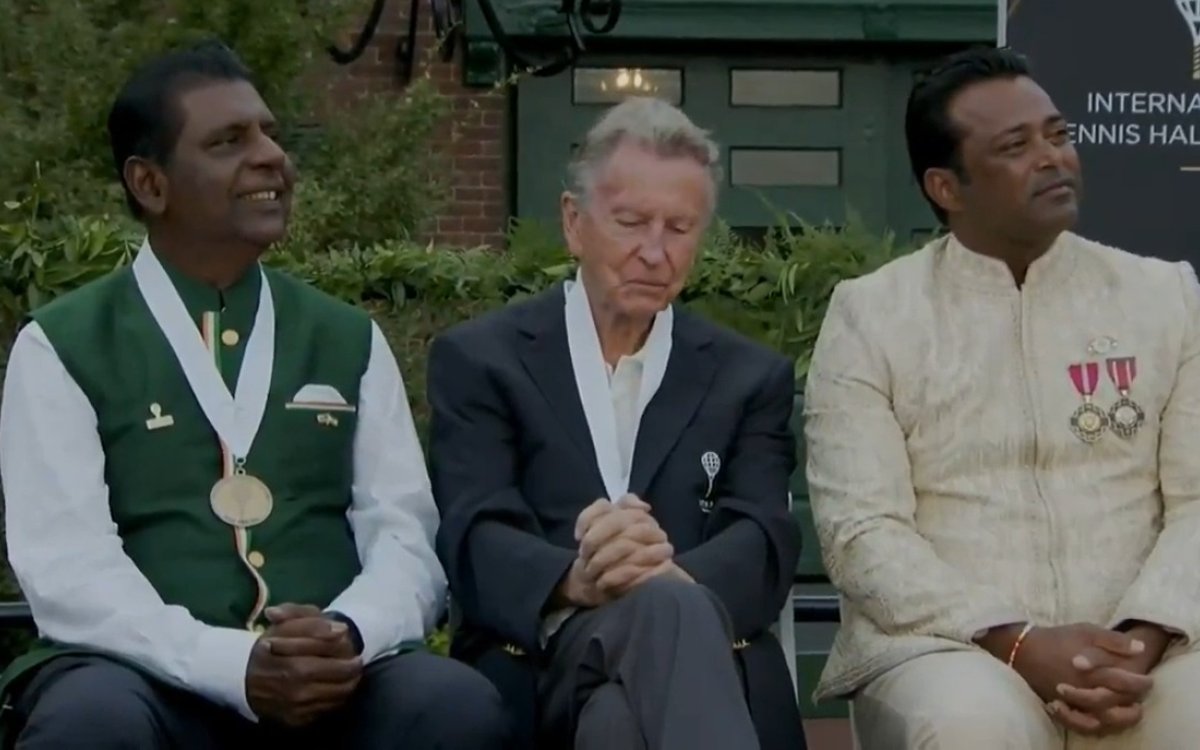 Leander Paes, Vijay Amritraj shake legs on being inducted into Tennis Hall of Fame