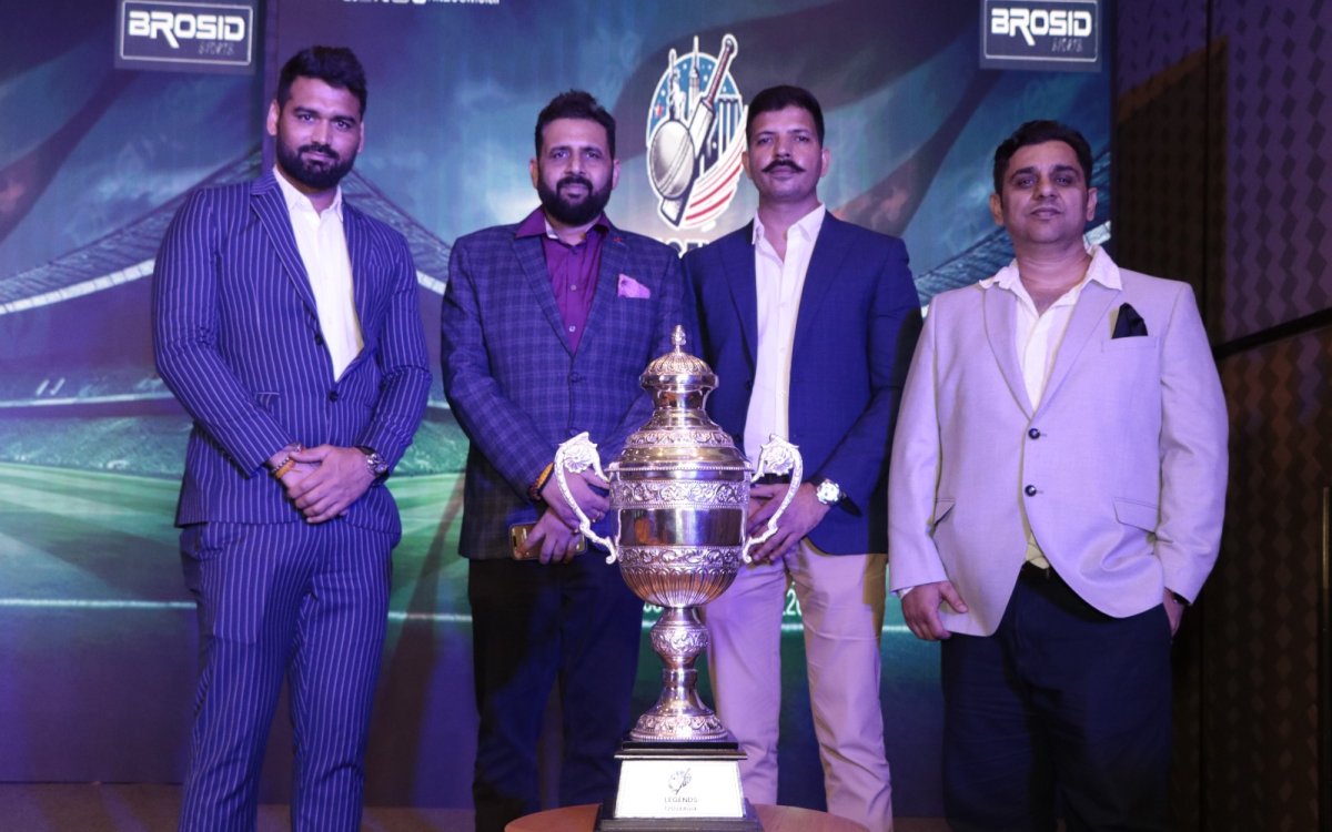 Legends Intercontinental T20 Unveils Trophy Ahead Of Inaugural Season