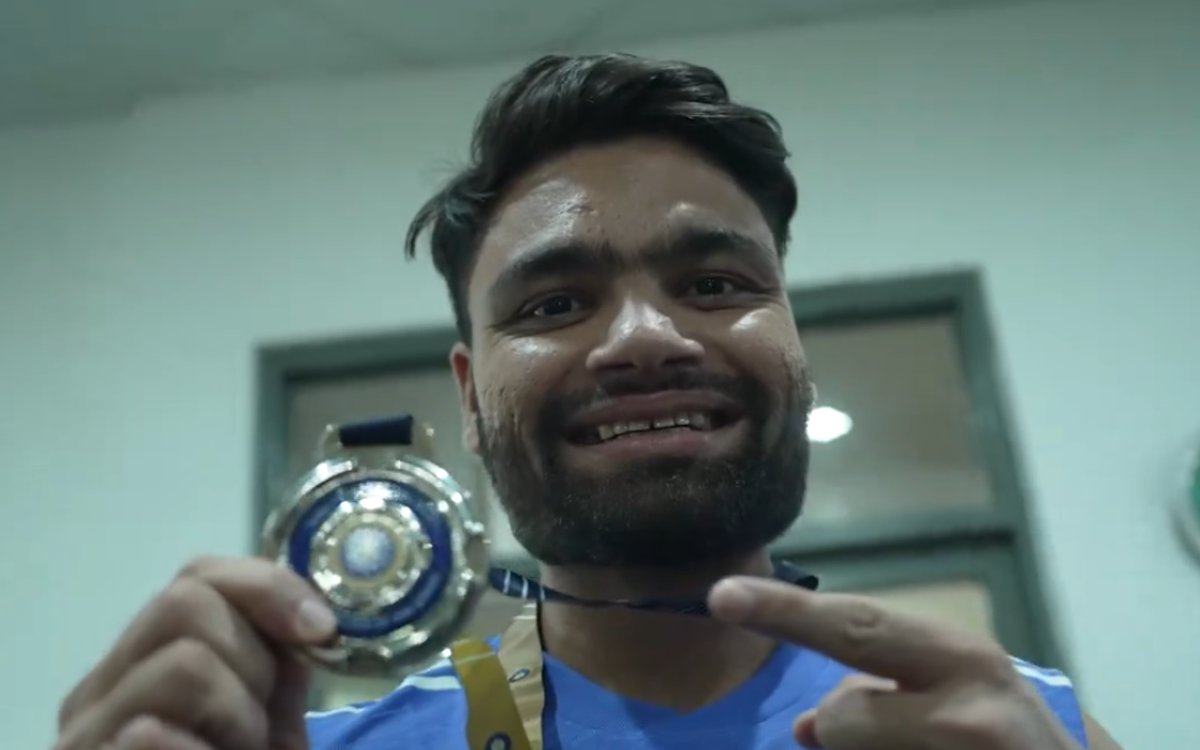 Rinku Singh bags 'Fielder of the Series' medal in India's series over Sri Lanka