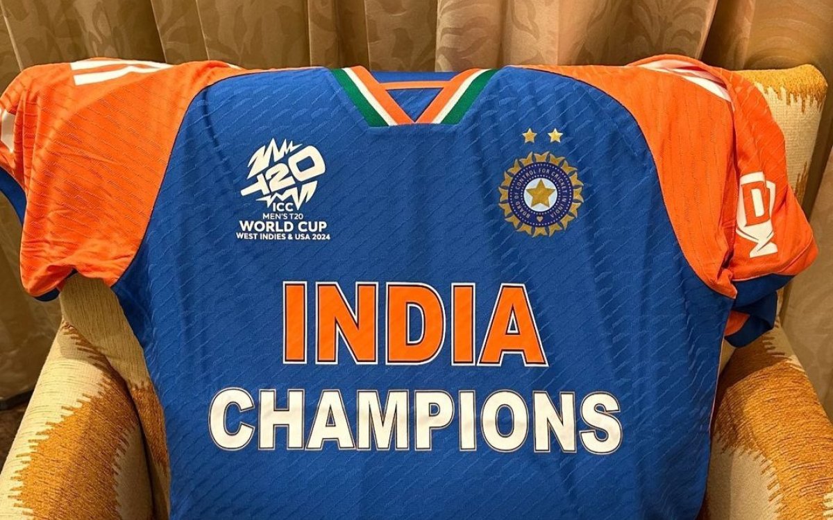 Sanju Samson unveils team India's special felicitation jersey