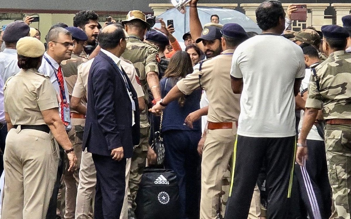 Victorious Indian Team Basks In Euphoric Welcome From Fans In New Delhi