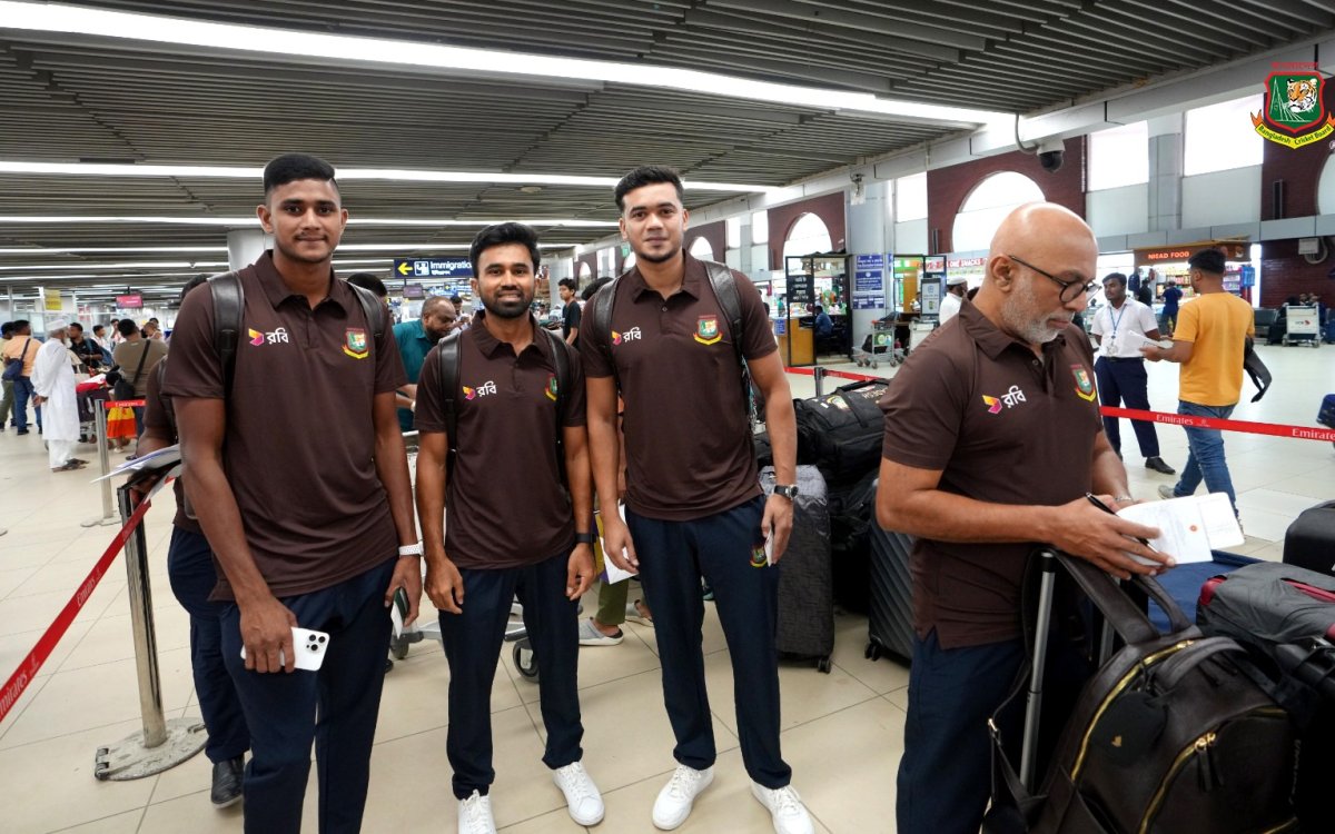 Bangladesh team leaves for Pakistan for Test series