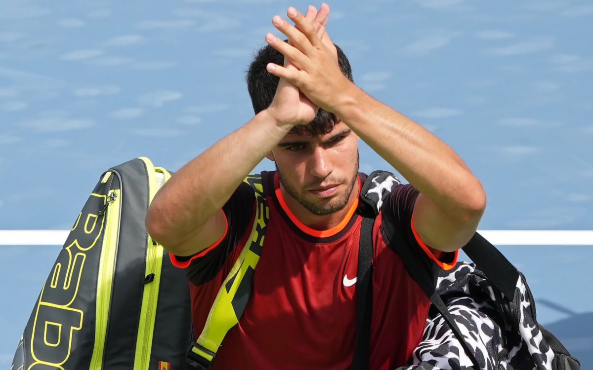 Cincinnati Open: Carlos Alcaraz Apologises For Smashing Racquet On Court After Early Exit