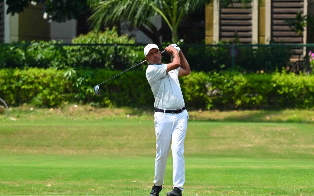 Golf: Jeev, Jyoti make strong starts at India Legends Championship