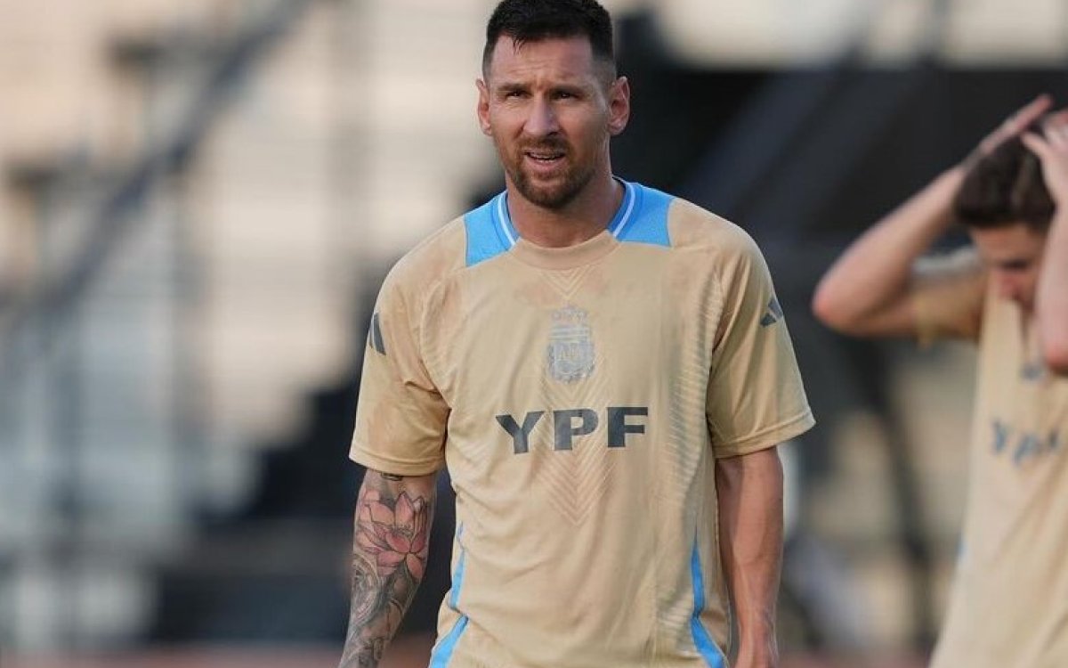 Injured Messi ruled out of Argentina World Cup qualifiers