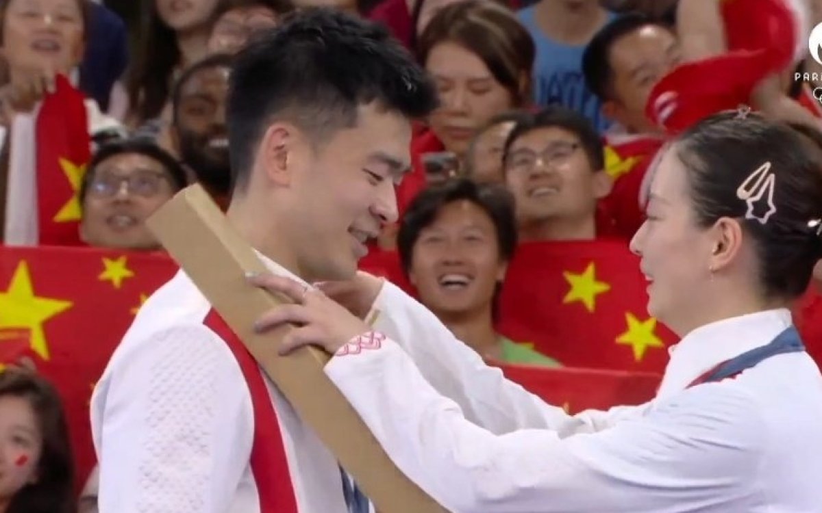 Paris Olympics: China s Zheng/Huang Wins Badminton Mixed Doubles Gold