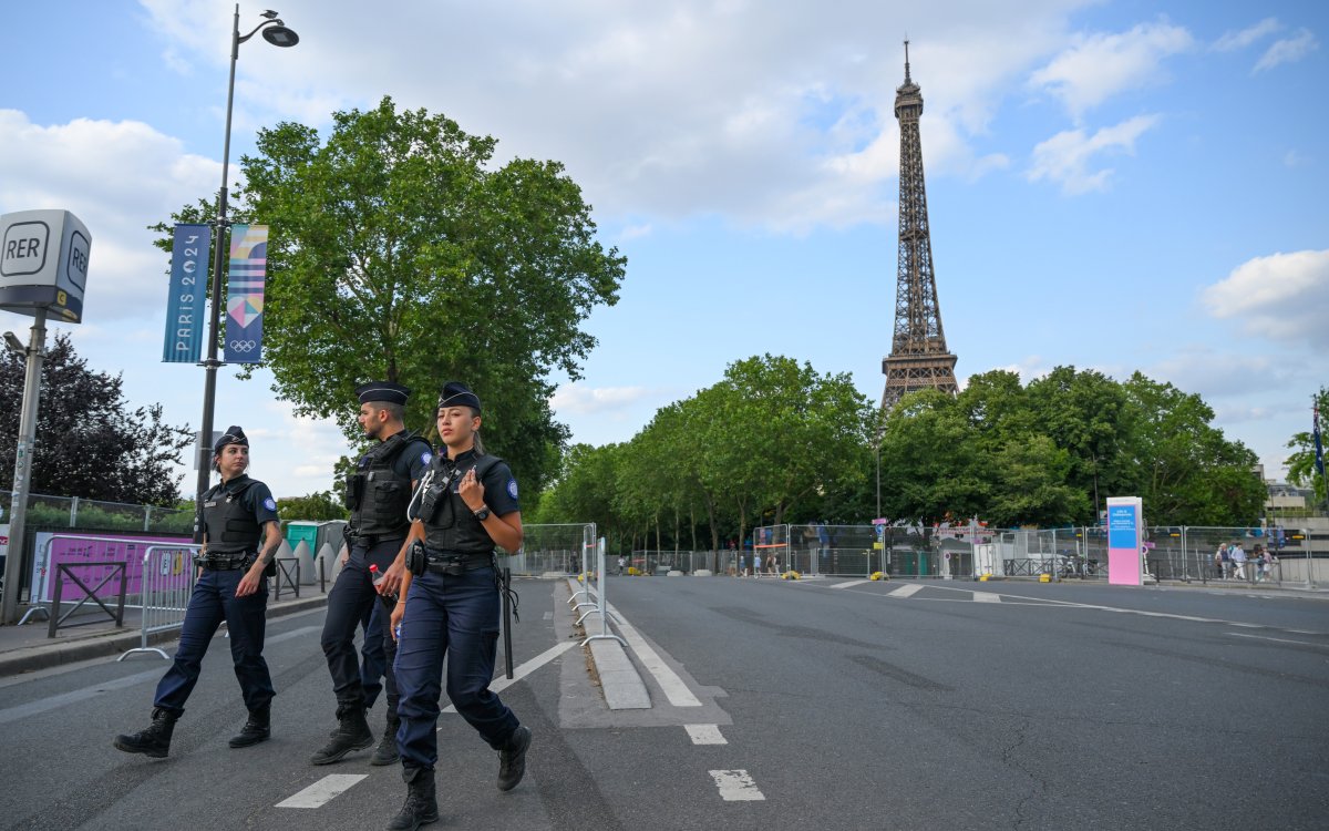 Paris Olympics: Eiffel Tower Evacuated As Man Climbs Paris Landmark Ahead Of Closing Ceremony: Reports