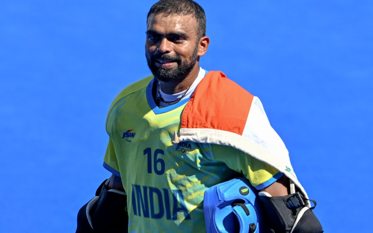 Paris Olympics: Sreejesh named India's flagbearer with Manu Bhaker for closing ceremony