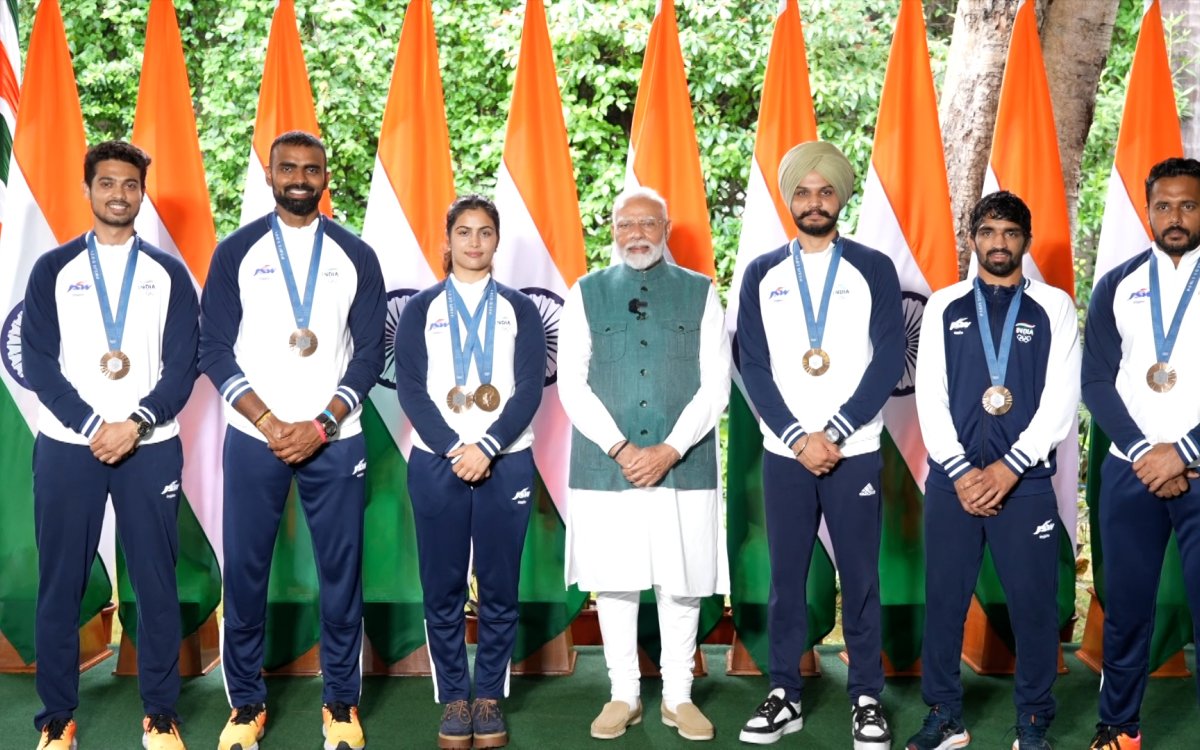 PM Modi meets India's Paris Olympic contingent at his residence