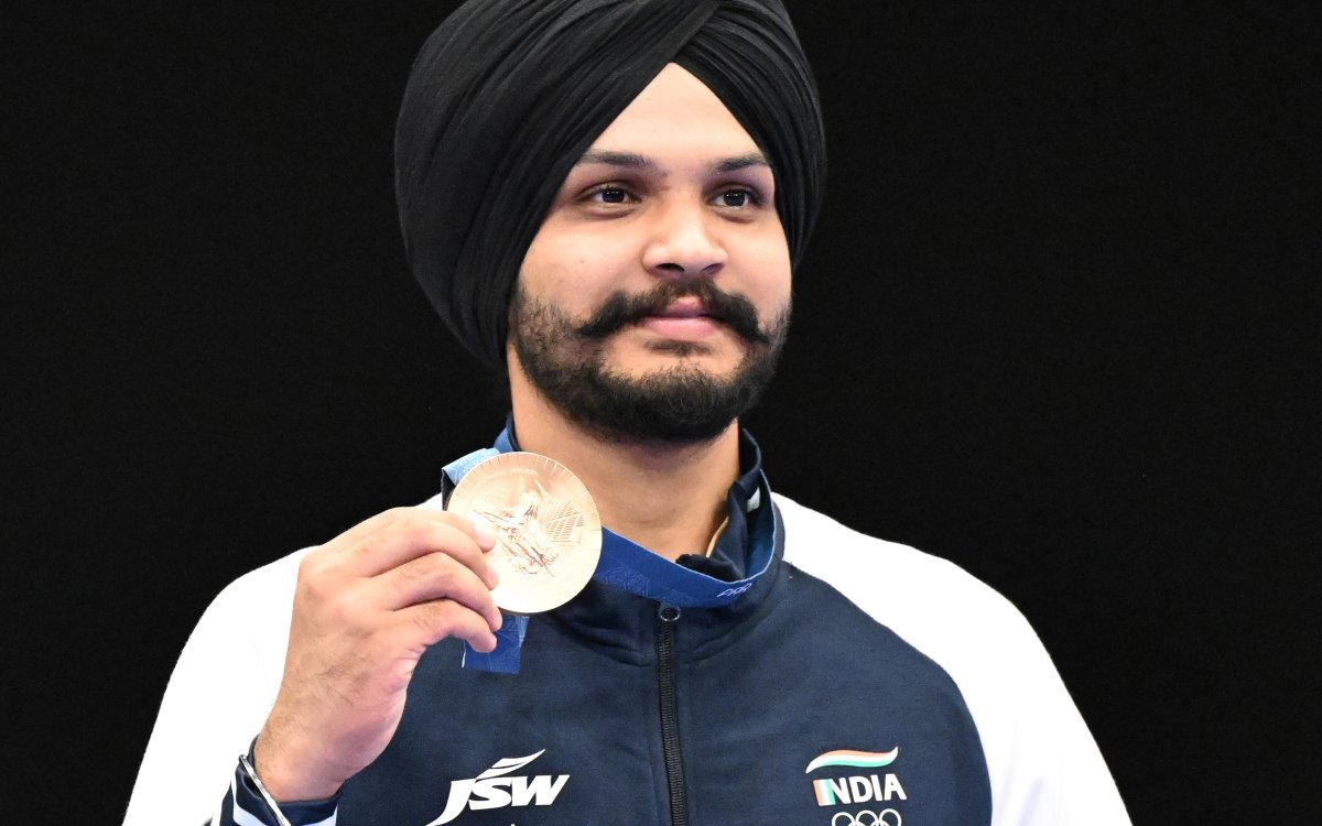 Sarabjot Singh reveals longtime fandom for silver medallist Yusuf Dikec