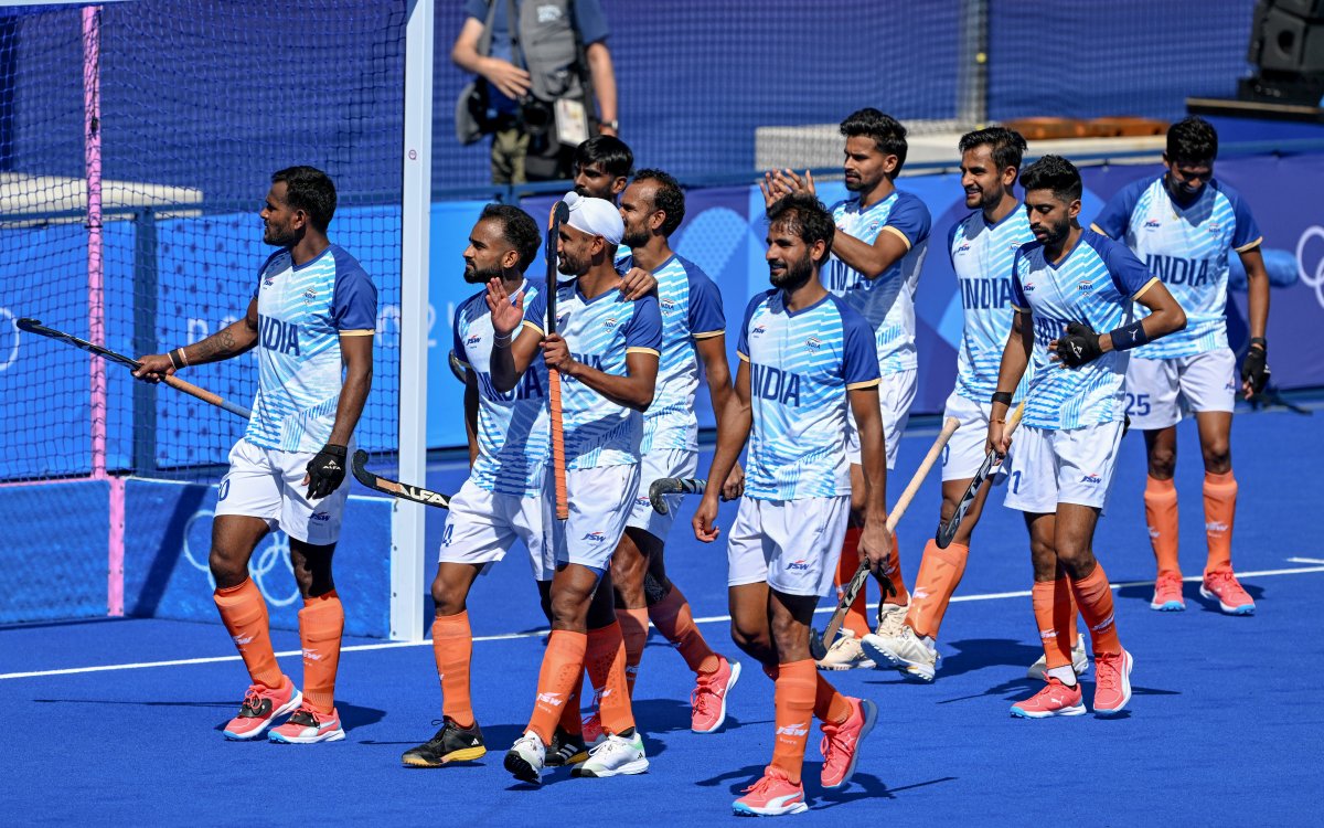 Telangana, Andhra Pradesh CMs congratulate Indian hockey team