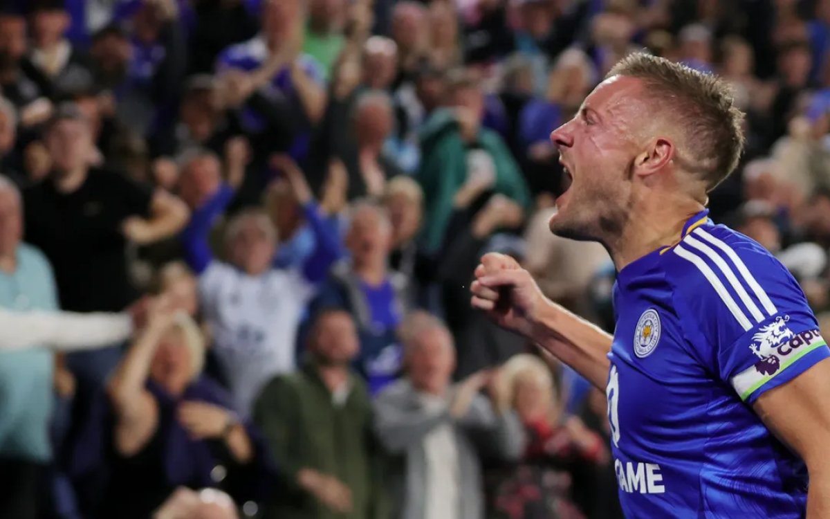 Vardy's late strike help Leicester hold Tottenham on draw