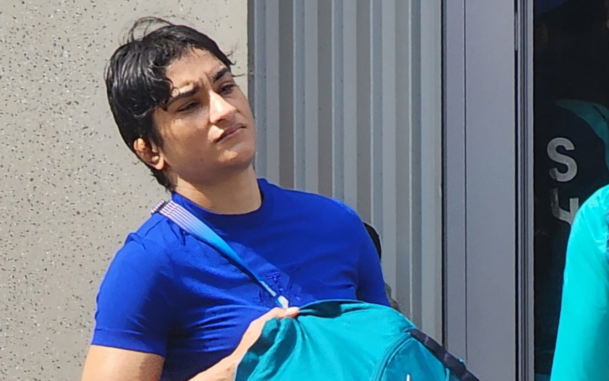 Vinesh Phogat to arrive in New Delhi from Paris on Tuesday