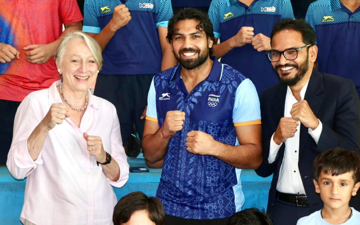 British Envoy Visits Boxing Academy In Kurukshetra