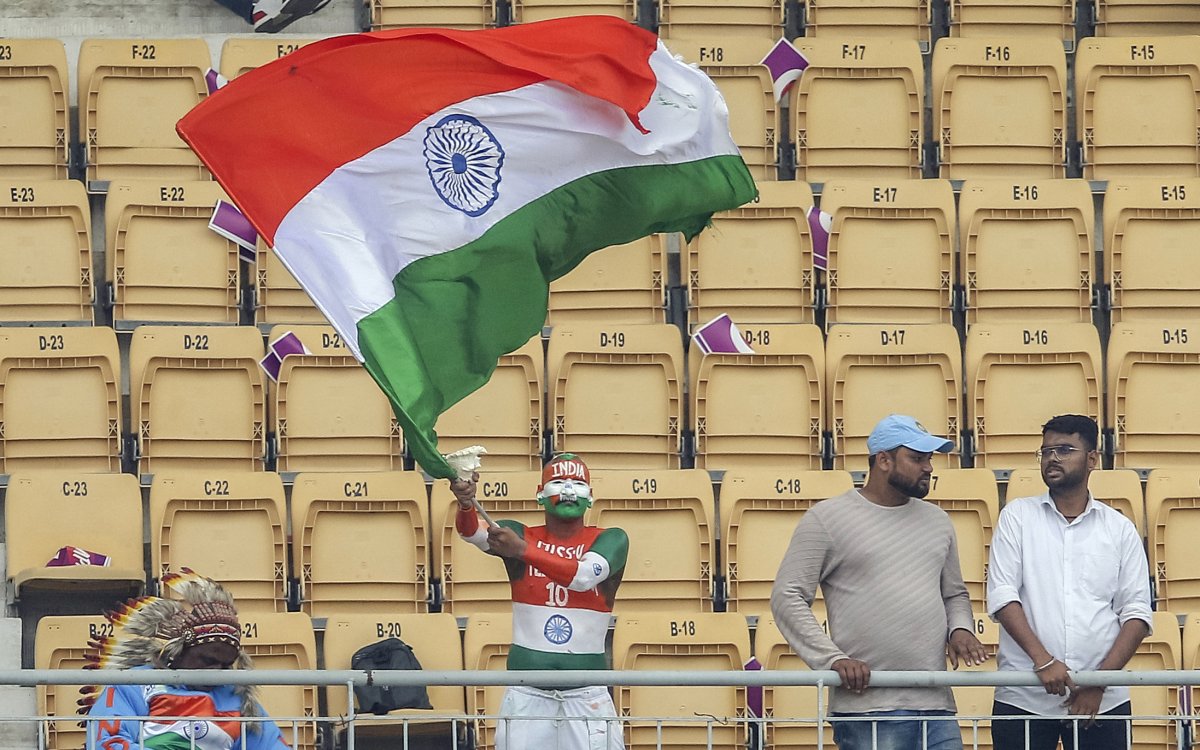 CLOSE-IN: Attractive Solutions Need To Get Crowds Back To Watch Test Matches (IANS Column)