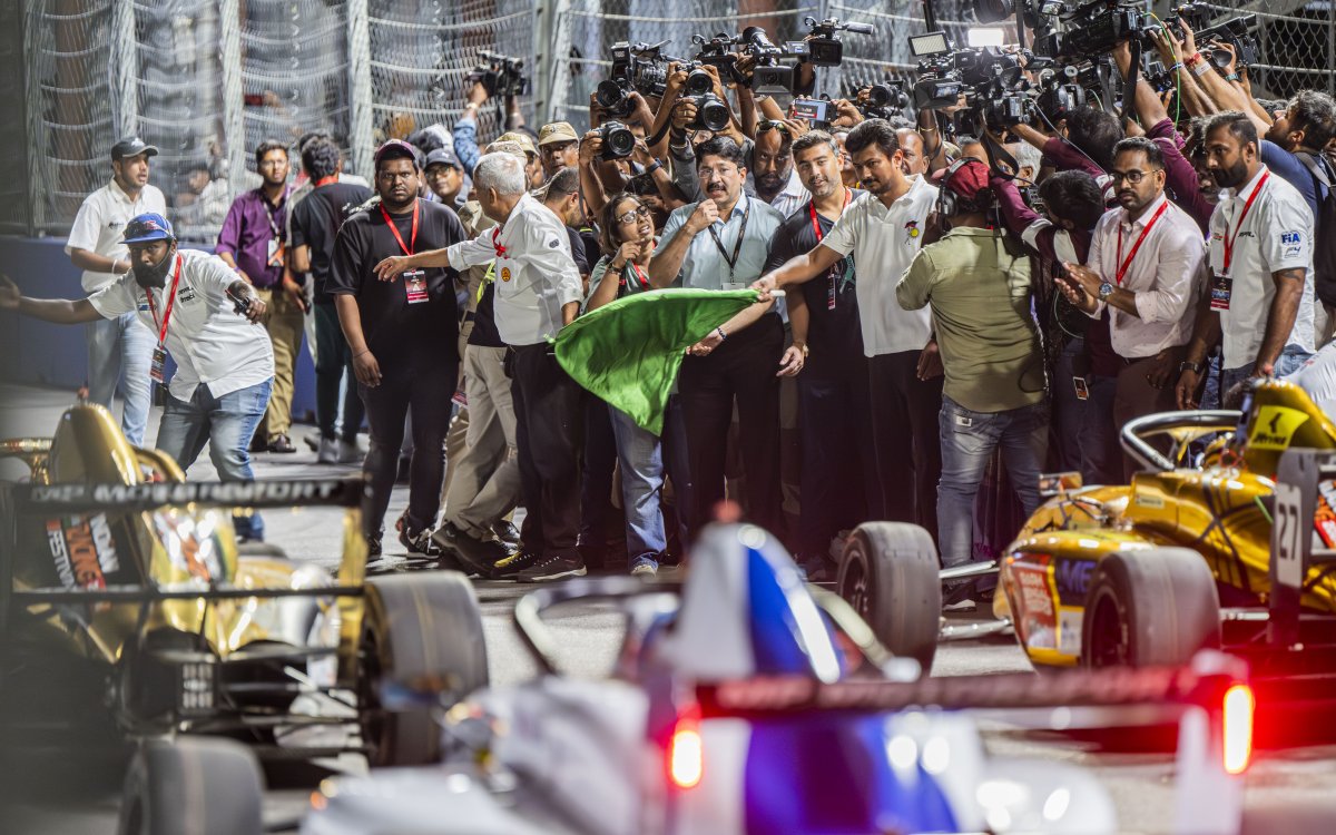 Indian Racing Festival s Night Race Circuit Kicks Off In Chennai