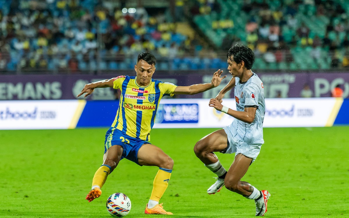 ISL 2024-25: Sea of yellow welcomes East Bengal as Kerala Blasters gear up for fight back