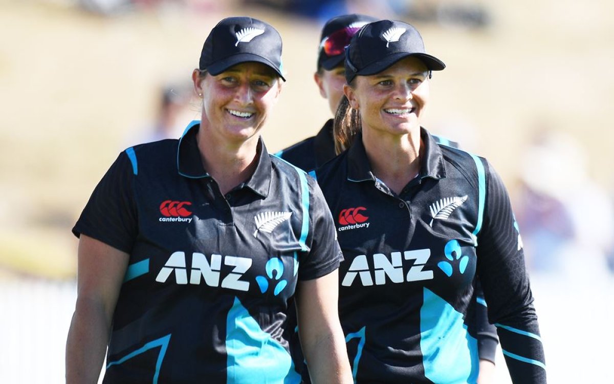 NZ Name Women s T20 WC Squad; Devine, Bates Set For Record Ninth Appearance