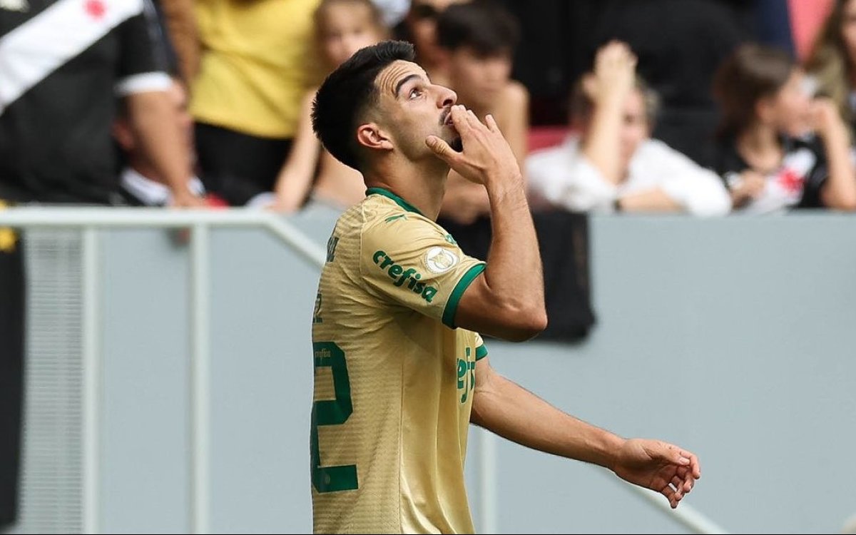 Serie A: Palmeiras edge past Vasco to keep pressure on leaders