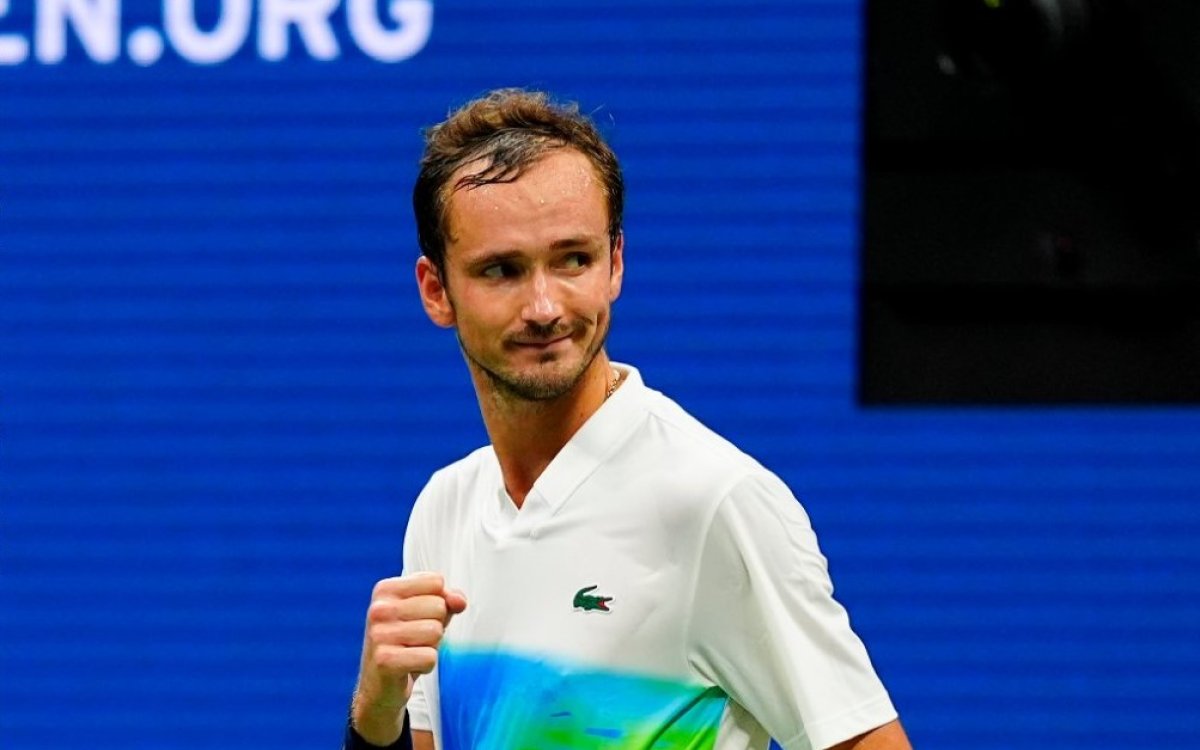 US Open: Medvedev Books Rd-4 Spot; De Minaur Eliminates Evans, Sinner Beats O Connell