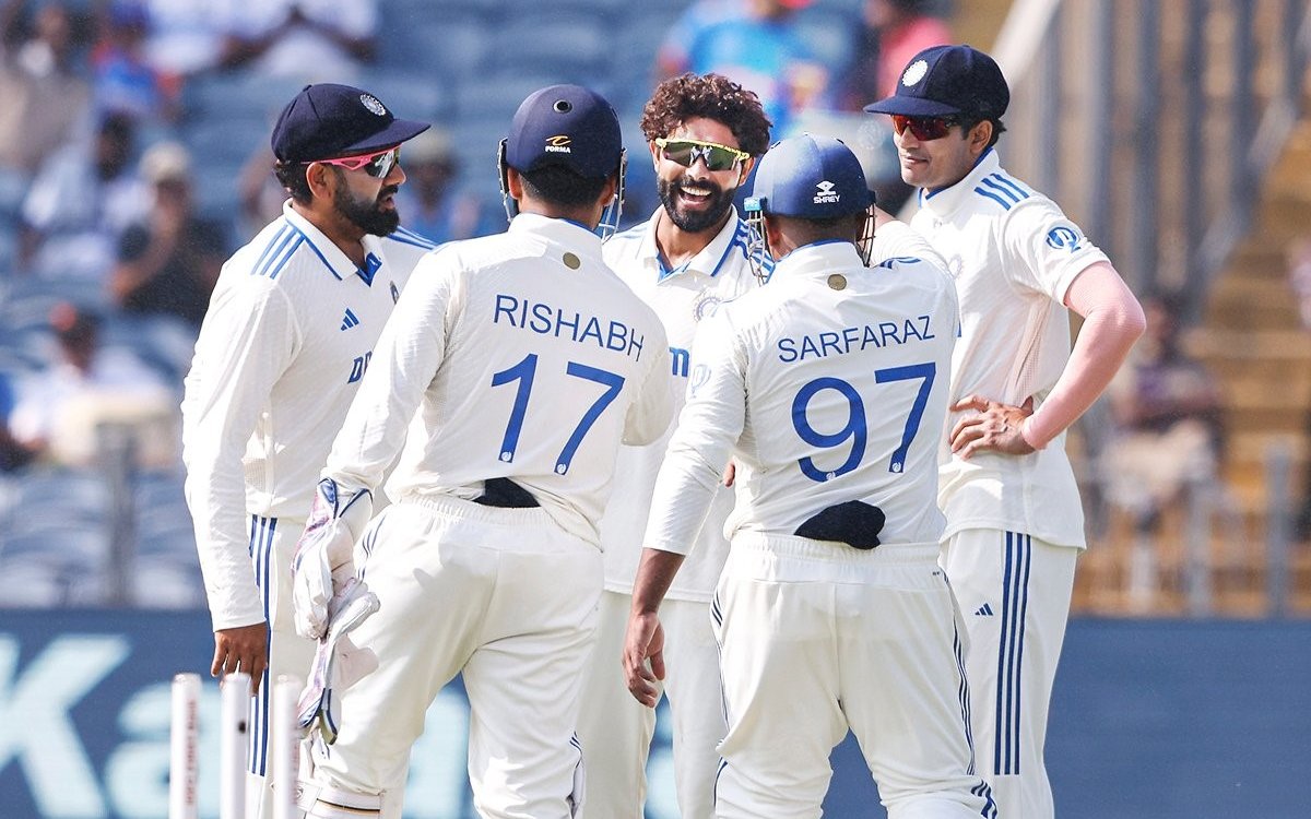 2nd Test: India set target of 359 runs to win after bowling out NZ for 255