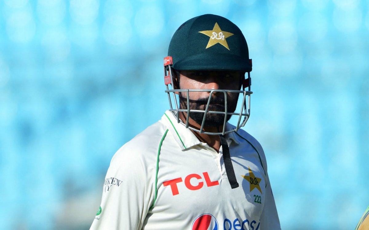 Babar, Shaheen, Naseem and Sarfaraz left out of Pakistan squad for remaining Tests against England