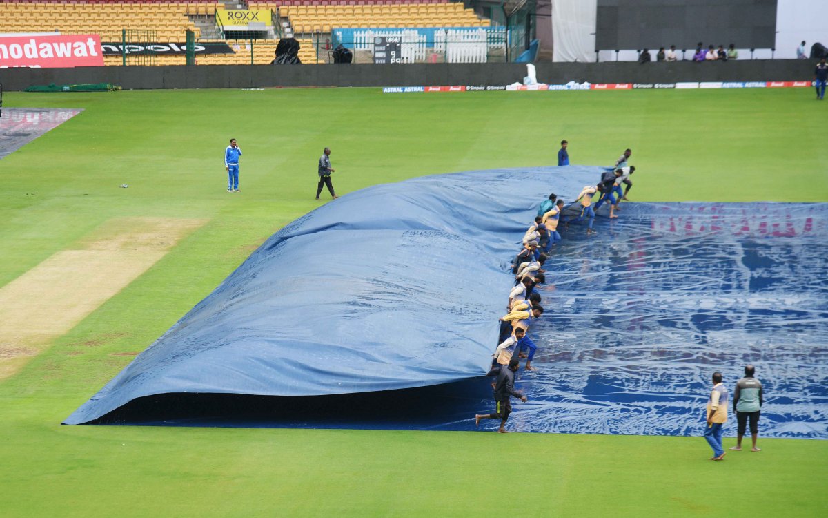 INDvNZ, 1st Test: Toss delayed due to rain at M Chinnaswamy Stadium