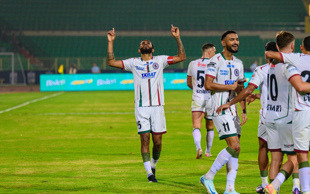 ISL 2024-25: Mohun Bagan sparkle amidst festive fireworks to secure a 2-0 win over Hyderabad FC