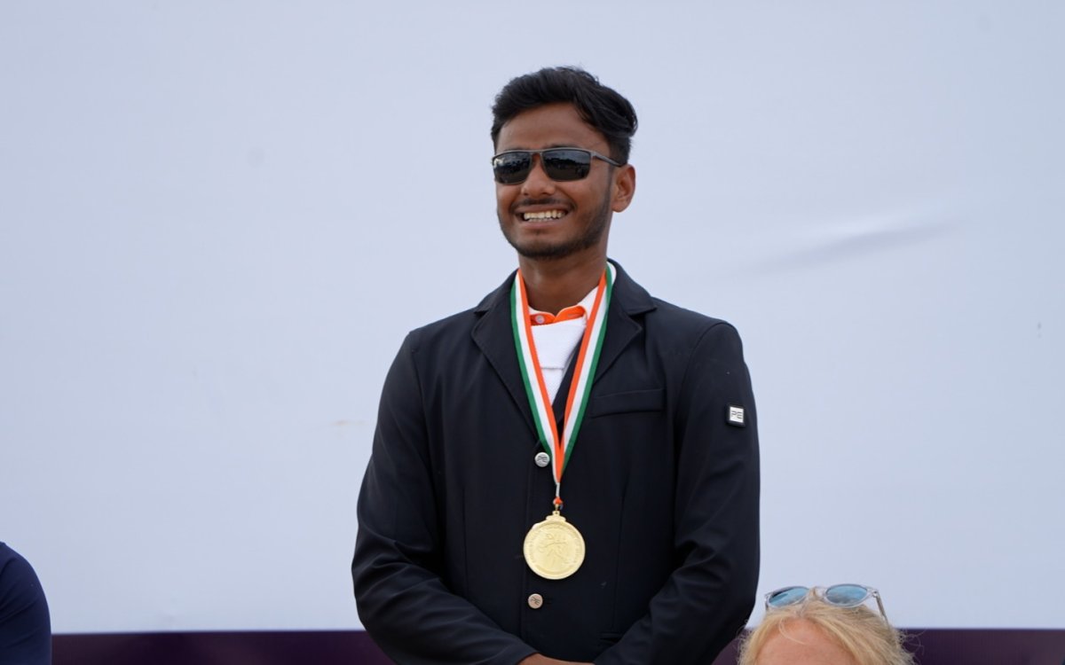 Kiran Akhade Shines on Day 1 of India’s First-Ever FEI Concours Saut International 2