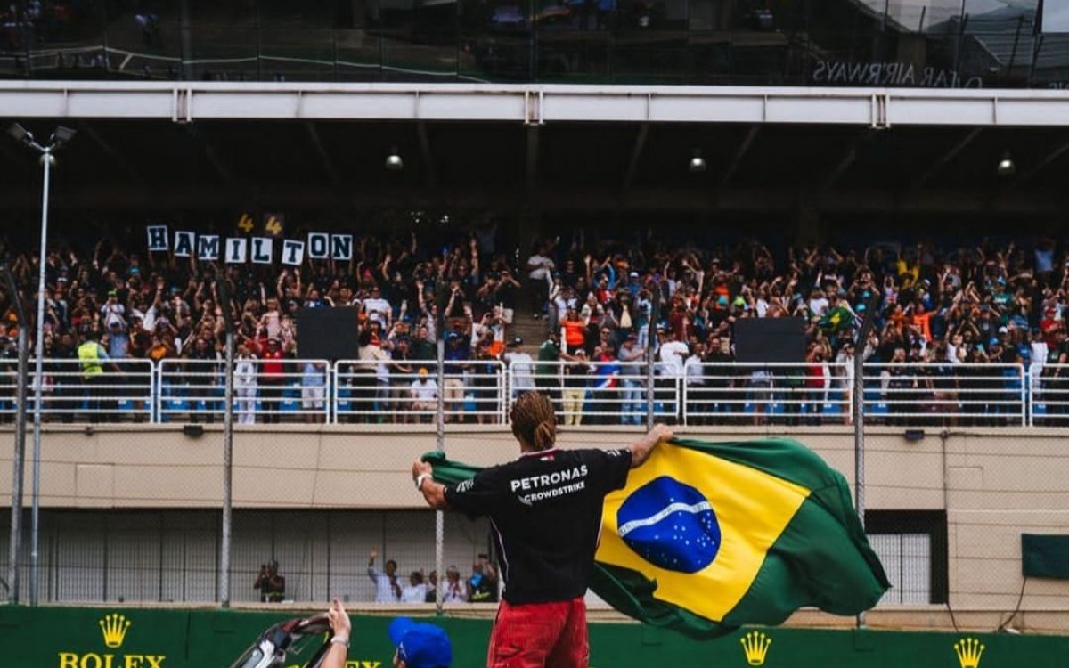 Lewis Hamilton to drive Ayrton Senna’s 1990 McLaren as a tribute at Brazilian Grand Prix