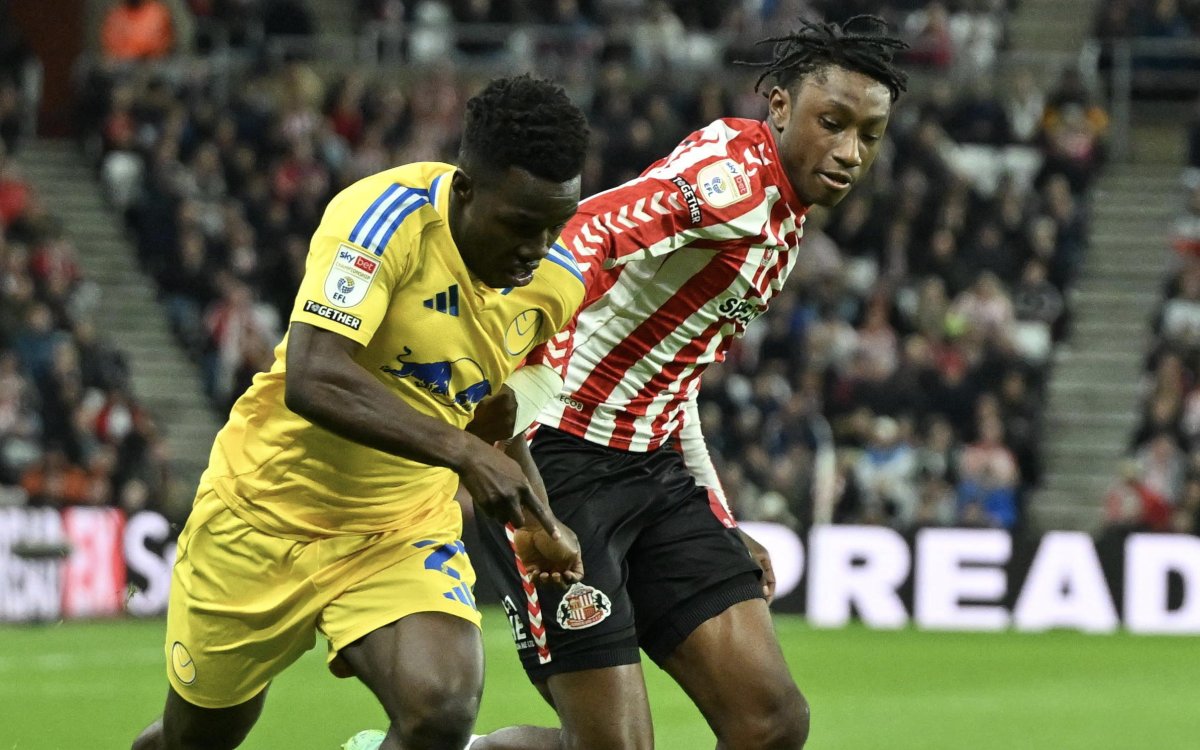 Meslier 'heartbroken' after last-minute howler cost Leeds victory against Sunderland