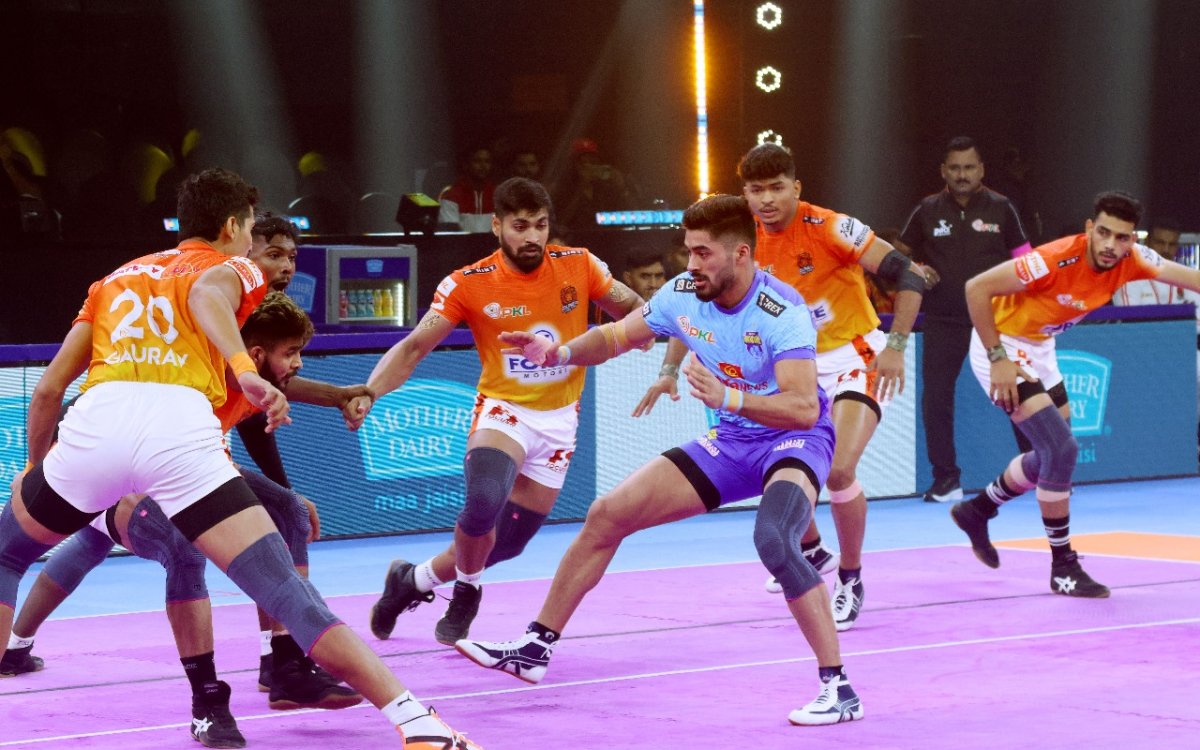 PKL Season 11: Atrachali first to score 500 tackle points as Bengal Warriorz draw with Puneri Paltan