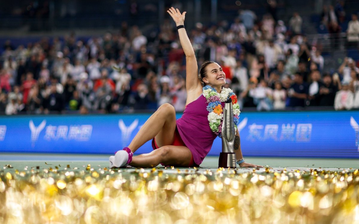 Sabalenka pips Swiatek to return to top in WTA rankings