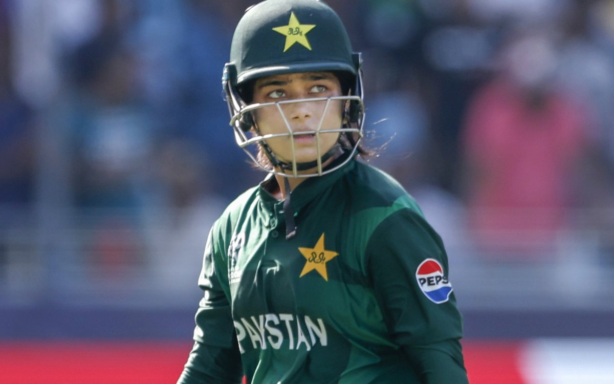 Women s T20 WC: Pakistan Captain Fatima Sana To Return Home After Father s Demise