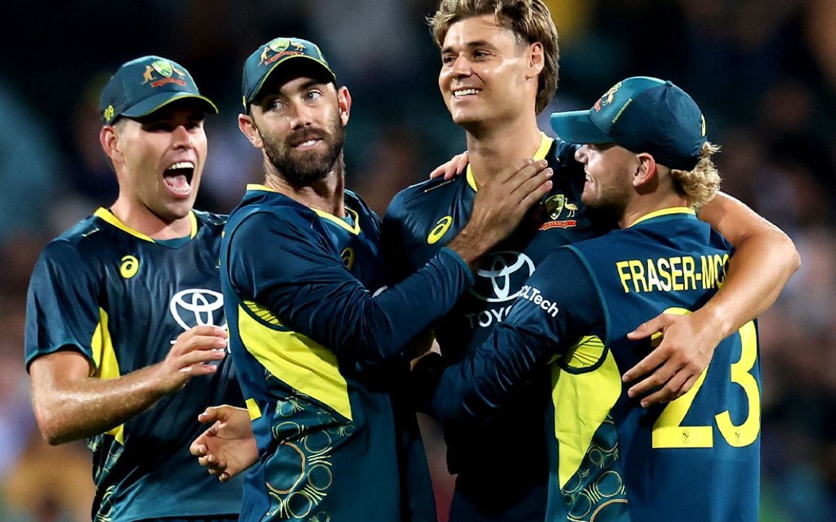 2nd T20I: Johnson s Fifer Helps Australia Quell Pak Fightback, Take 2-0 Lead