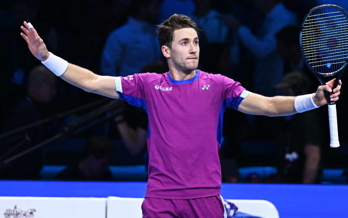 ATP Finals: Casper hands a Ruud shock to Alcaraz with a straight-sets win