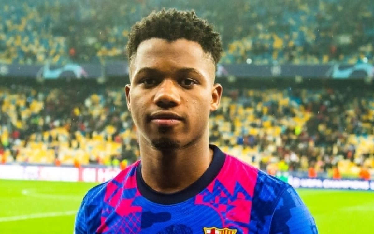 Barcelona forward Fati suffers another muscle injury, likely to be out for a month