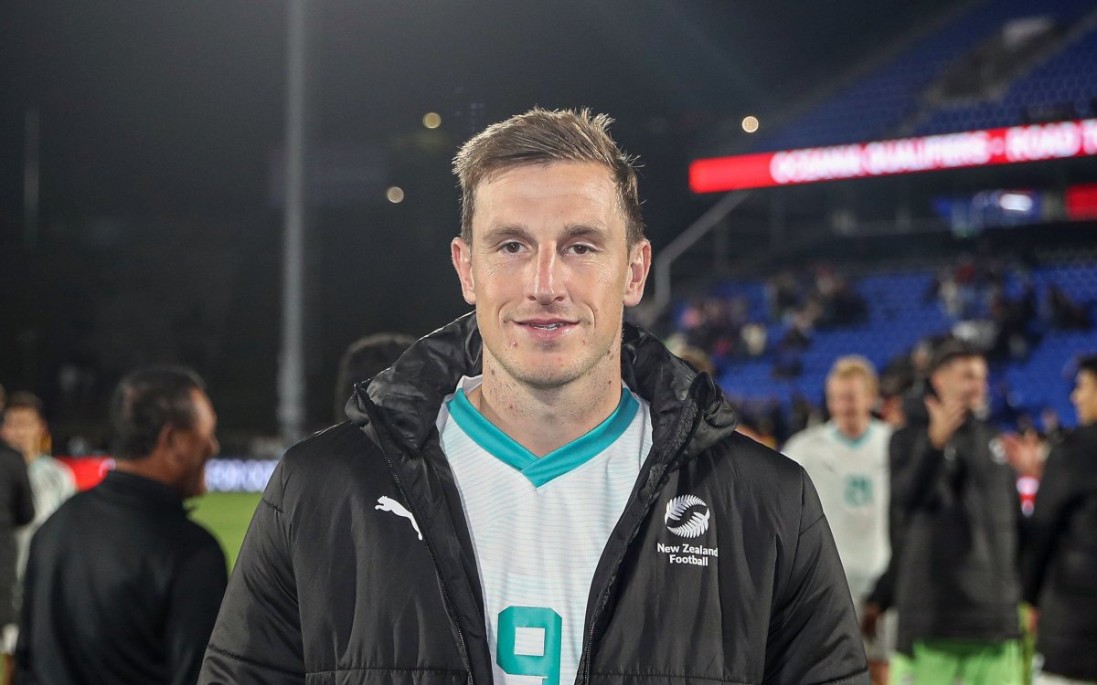 Chris Wood continues hot-scoring streak with hat-trick as NZ thrash Samoa 8-0