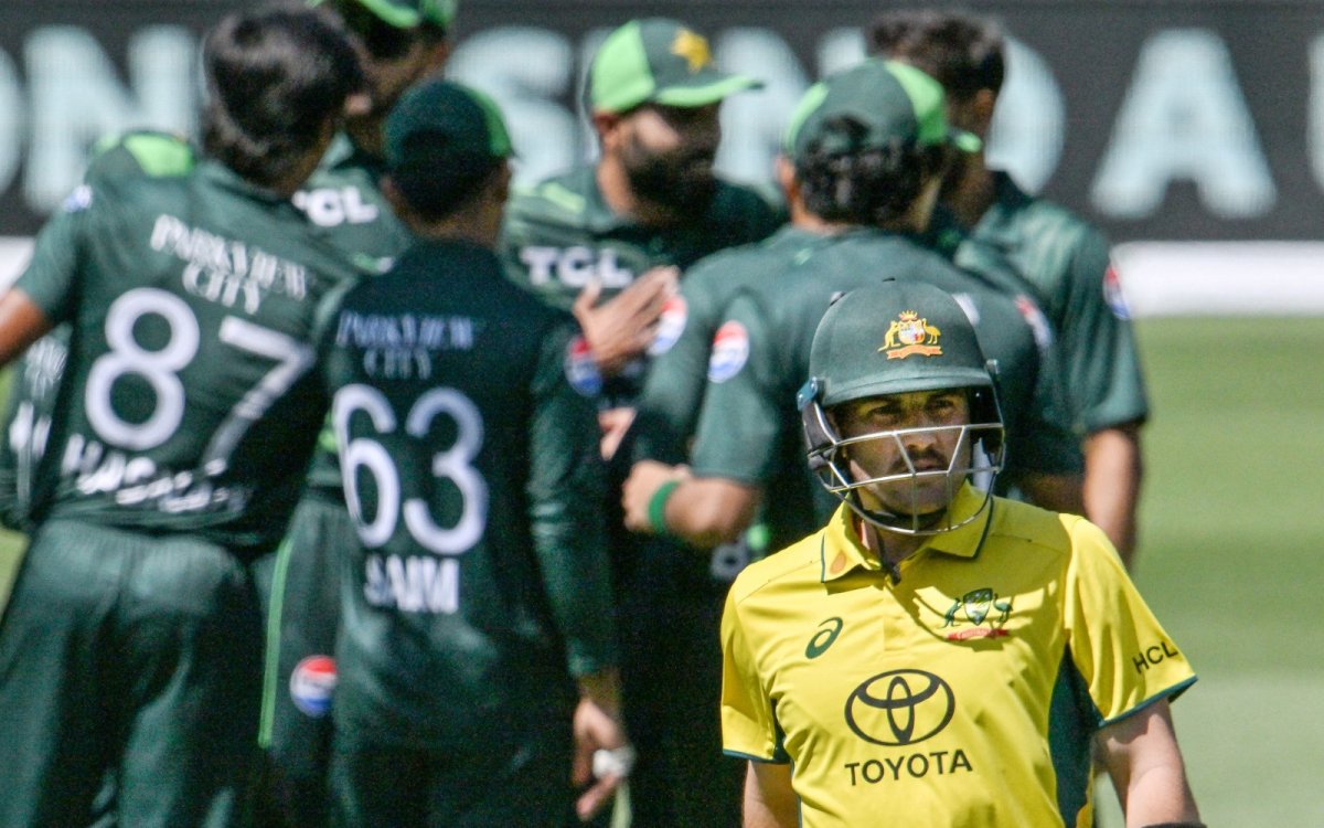 If we don't care, fans won’t either: Clarke slams Australia for resting key players in 3rd ODI vs Pa