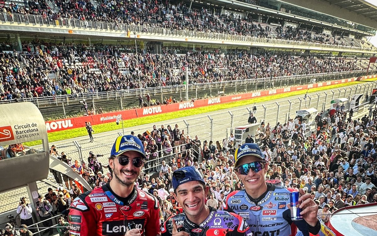 Jorge Martin crowned MotoGP world champion, Bagnaia wins final race