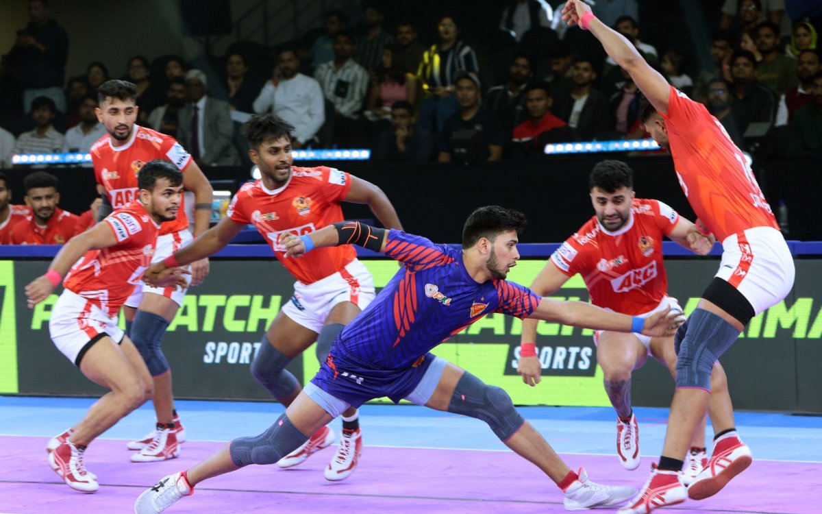 PKL Season 11: Exciting clash between Dabang Delhi and Gujarat Giants ends in well-earned tie