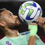 Santos hoping for Neymar's return in 2025