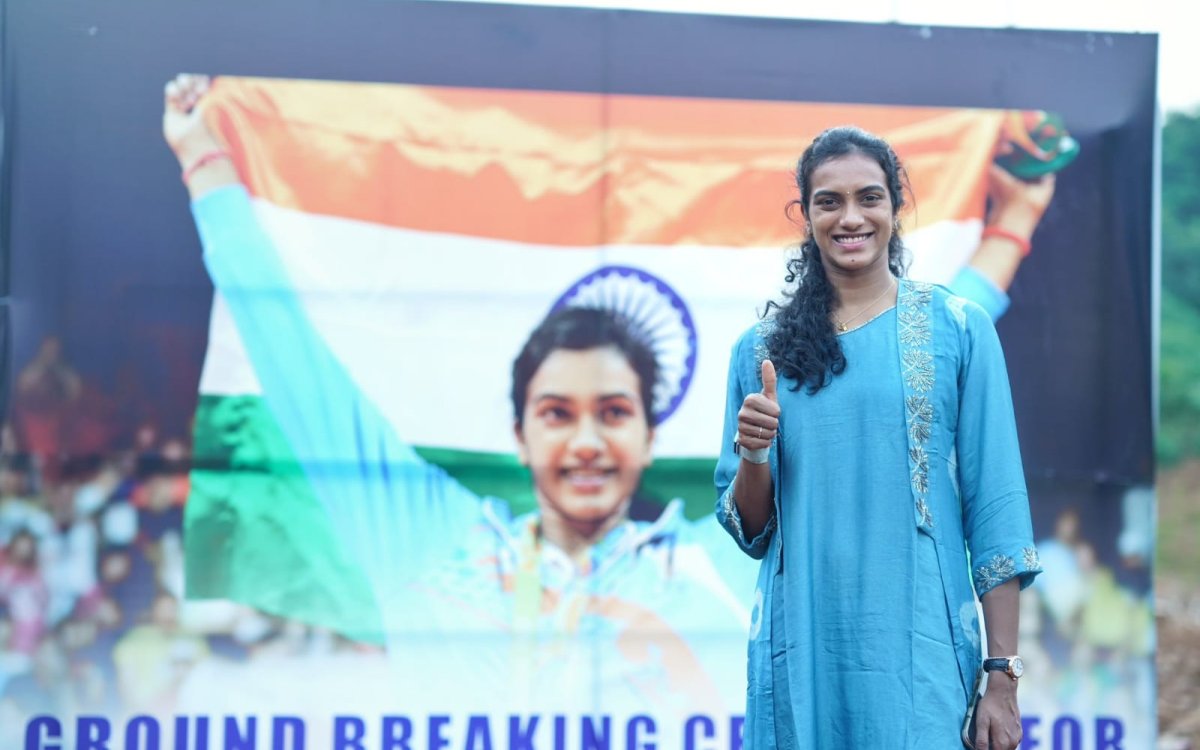 Sindhu performs Bhumi Puja for badminton academy in Vizag