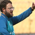 Vettori to leave Perth Test coaching duty for IPL mega auction