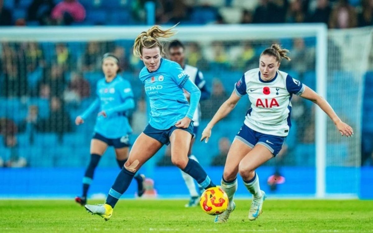 WSL 2024-25: Man City confirm forward Lauren Hemp has suffered a knee injury