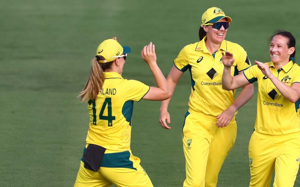 1st WODI: Megan Schutt s Five-fer Powers Australia To 5-wicket Win Over India