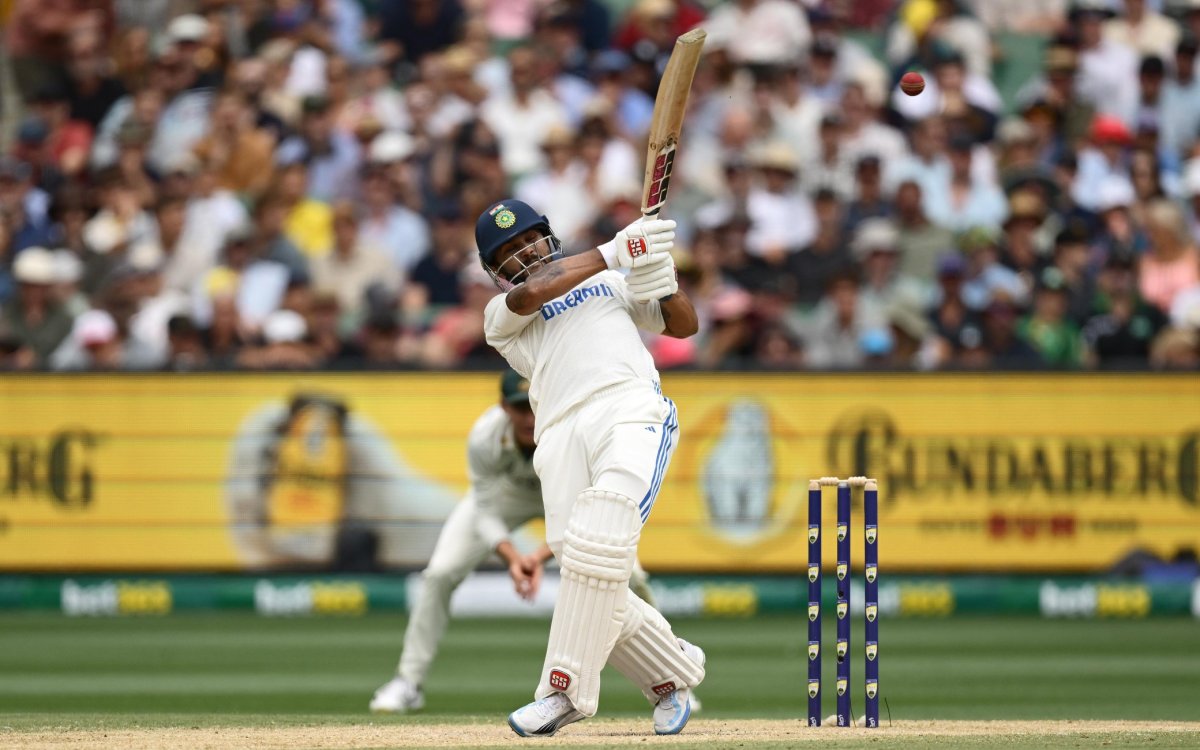 4th Test: Unbroken century stand between Reddy and Sundar takes India to 326/7