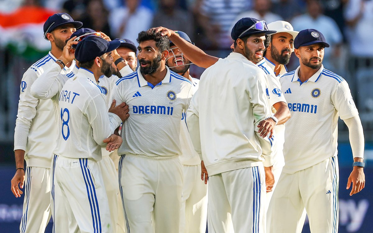 BGT: India's bowling attack load mainly picked up by Bumrah, says Gavaskar