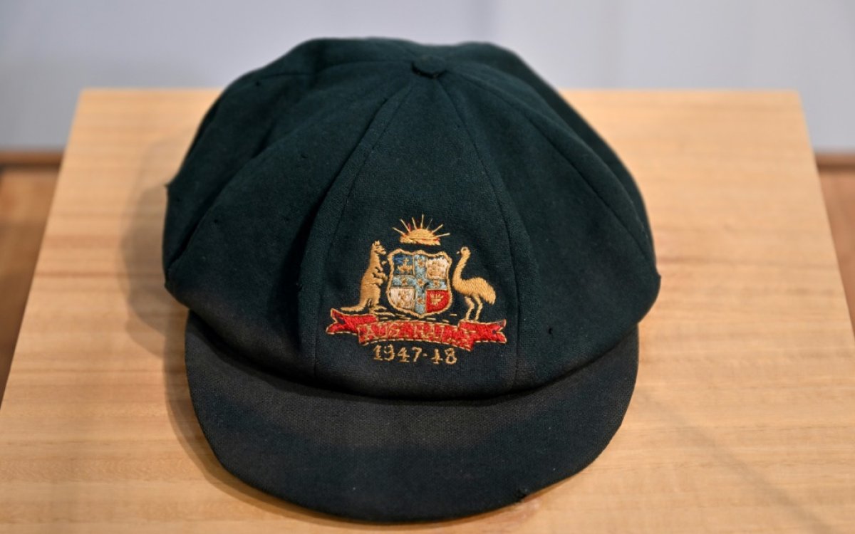 Don Bradman’s iconic 'Baggy Green' fetches Rs 2.63 crore at auction